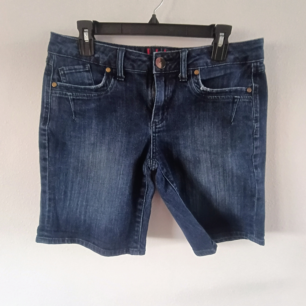 Elle Denim Shorts Womens Size 10 Dark Wash Stretch Mid Rise Casual Jean